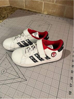 Boys Adidas Spider-Man Sneakers 12 (Toddler Boy) White Red
